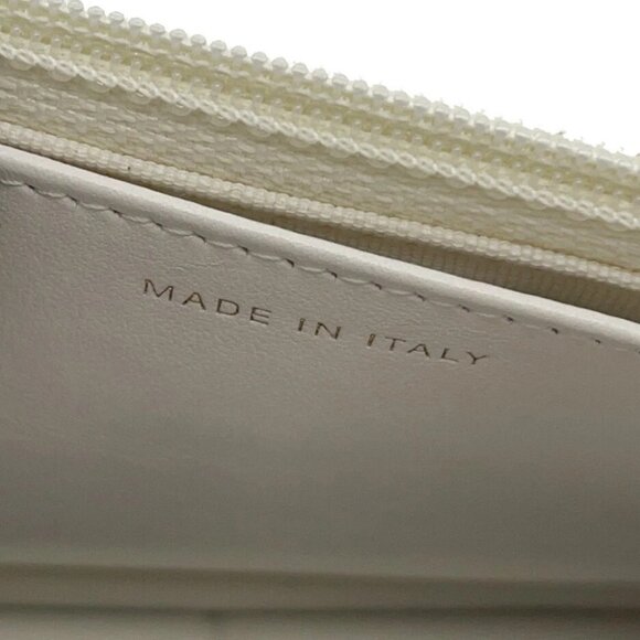 CHANEL Boy Chanel Chain Wallet Calfskin White - Picture 12 of 14